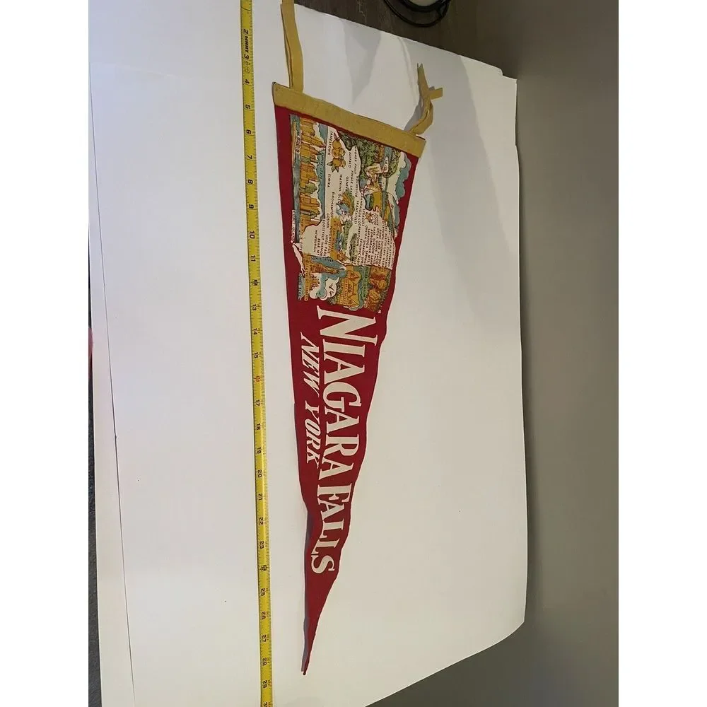 Vintage Felt Pennant Niagara Falls New‎ York
